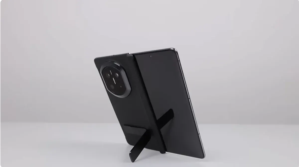 Spesifikasi Huawei Mate X7. (Sumber: youtube.com/@JagatReview)