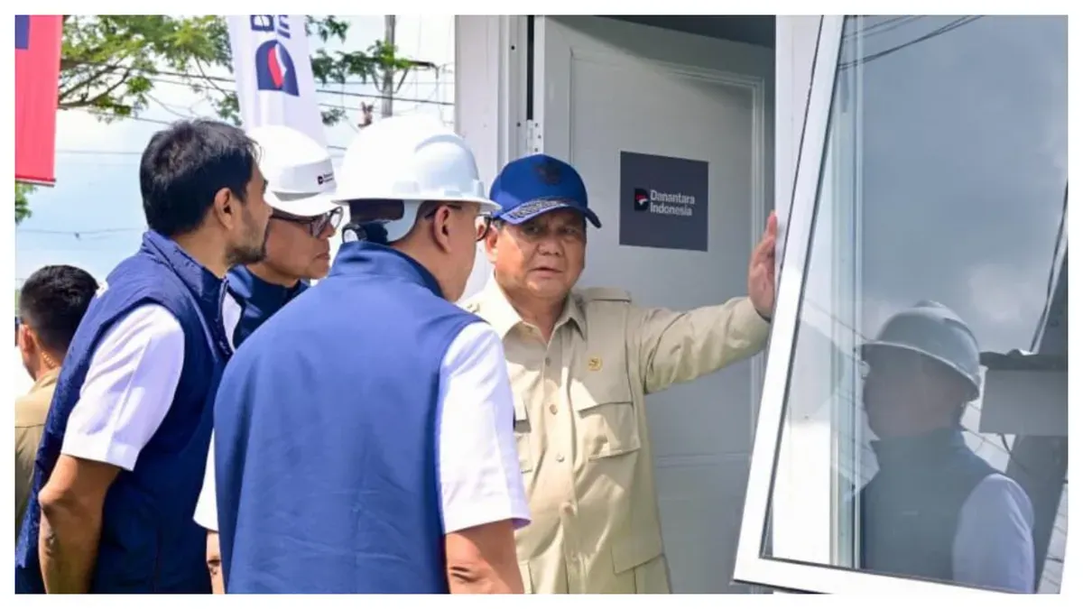 Presiden Prabowo Tinjau Pembangunan Rumah Hunian Danantara di Aceh Tamiang (Sumber: presidenri.go.id | Foto: BPMI Setpres/Rusman)