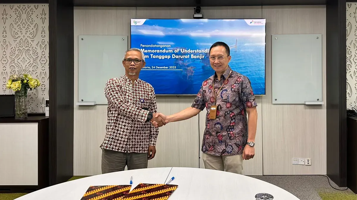 PT Pertamina Hulu Indonesia (PHI) tandatangani Nota Kesepahaman dengan Yayasan Selaras Alam Khatulistiwa (SALAKHA) terkait kerja sama pembentukan Tim Tanggap Darurat Banjir di wilayah Jabodetabek. (Dok Pertamina)