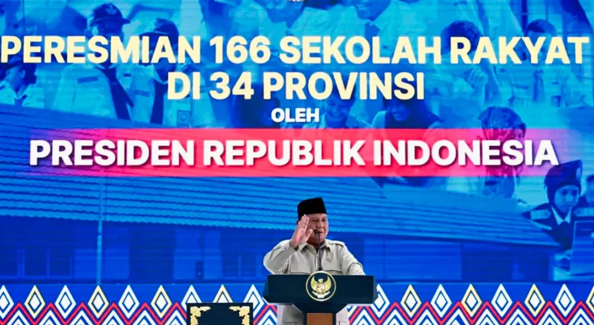 Presiden Prabowo Subianto optimis 166 sekolah rakyat bisa putuskan rantai kemiskinan. (Sumber: presidenri.go.id | Foto: presidenri.go.id)