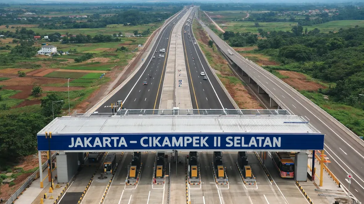 Ilustrasi. Jalan Tol Jakarta-Cikampek (Japek)II Selatan akan segera memasuki tahap operasional penuh. (Sumber: generate by AI | Foto: generate by AI)