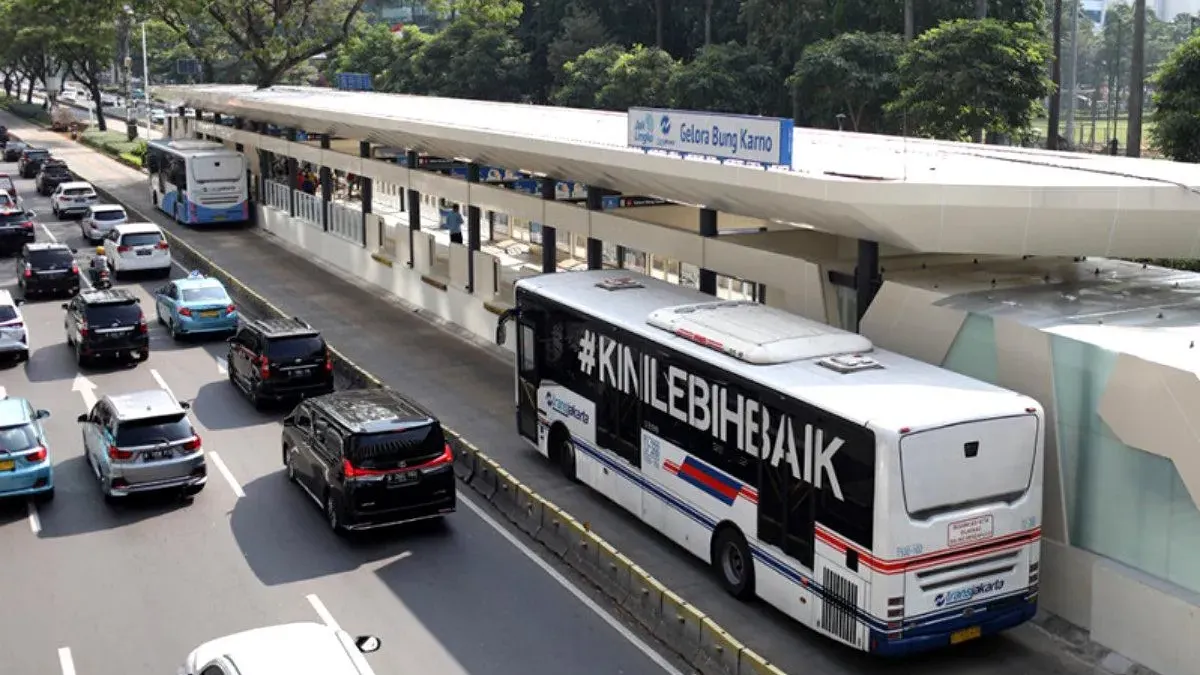 Masyarakat diimbau gunakan transportasi umum acara berskala nasional dan internasional yang akan berlangsung di Kawasan Gelora Bung Karno (GBK), Jakarta Pusat, pada 6 dan 7 Juni 2026. (Sumber: Beritajakarta.id | Foto: Beritajakarta.id)