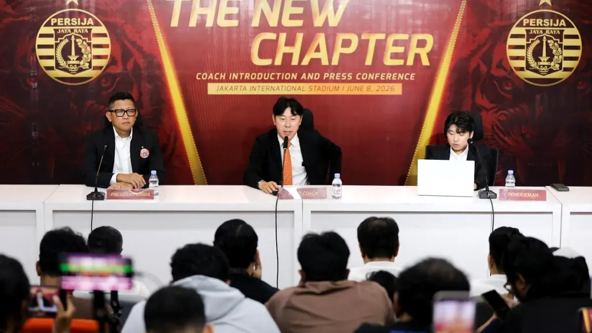Gubernur DKI Jakarta Pramono Anung pun mengucapkan selamat sekaligus menaruh harapan besar kepada Shin Tae Yong agar Persija dapat meraih gelar juara Liga 1. (Sumber: beritajakarta.id | Foto: beritajakarta.id)