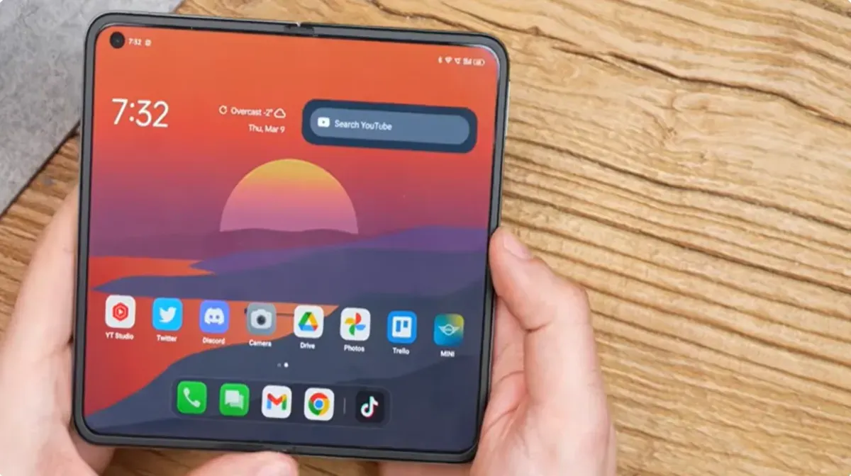 Samsung Galaxy Fold Series. (Sumber: youtube.com/@TcolTech)