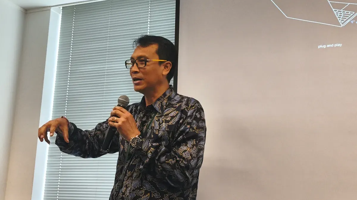 I Made Budhi P Artha, Head of Global Market Maybank Indonesia Memberikan Penjelasan dalam Sesi Pelatihan Maybank Journalis Fellowship, Kamis, 11 Juni 2026. (Sumber: AYOJAKARTA.COM | Foto: Katarina Erlita)