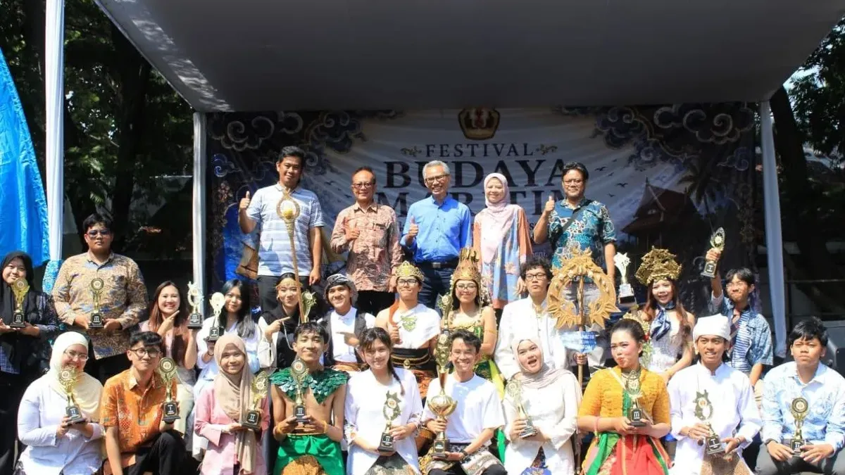 Mahasiswa Fakultas Ilmu Budaya Universitas Padjadjaran menggelar Festival Budaya Maritim: Jejak Budaya Maritim Warisan Dunia sebagai proyek UAS Mata Kuliah Pengantar Kebudayaan Sunda Tahun Akademik 2025/2026 (Sumber: istimewa | Foto: istimewa)