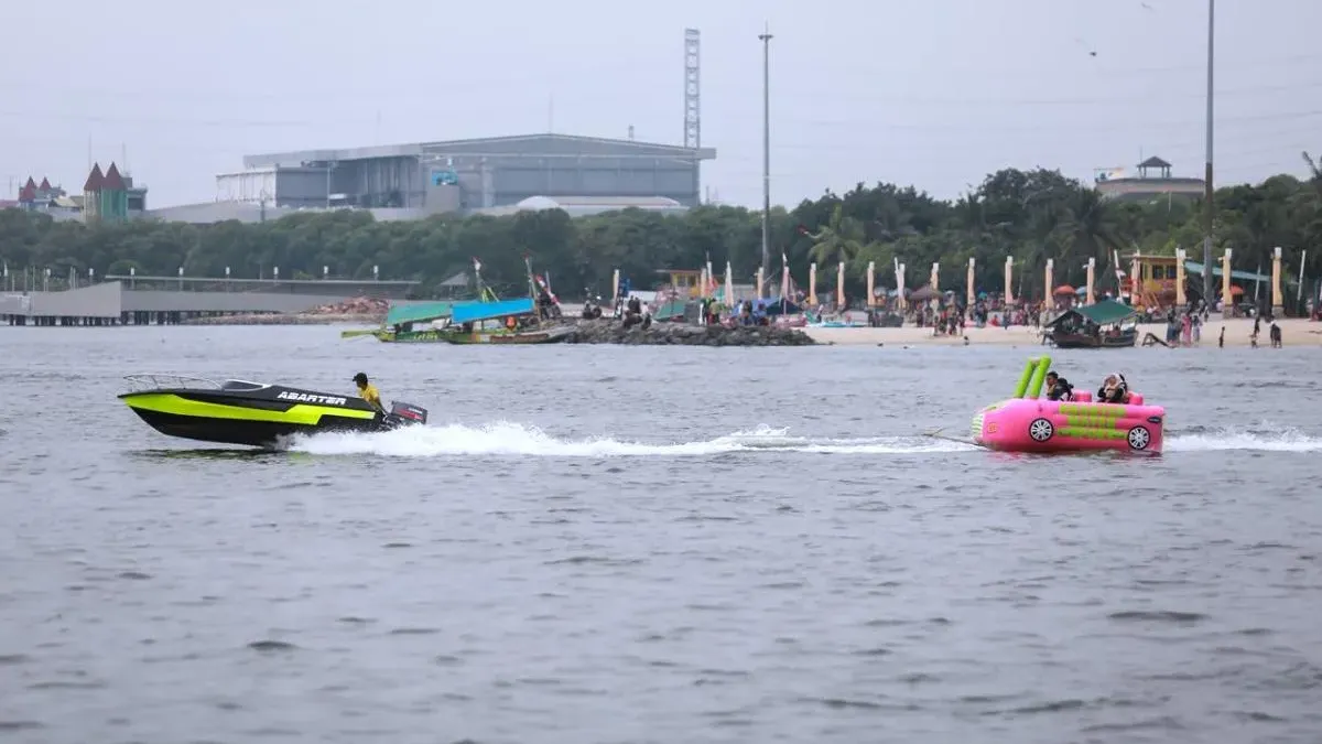 PT Pembangunan Jaya Ancol memberikan kado istimewa bagi masyarakat dengan program "Gratis Masuk Ancol Sepanjang Hari" yang akan diberlakukan khusus pada 22, 27, dan 28 Juni 2026 mendatang. (Sumber: Beritajakarta.id | Foto: Beritajakarta.id)