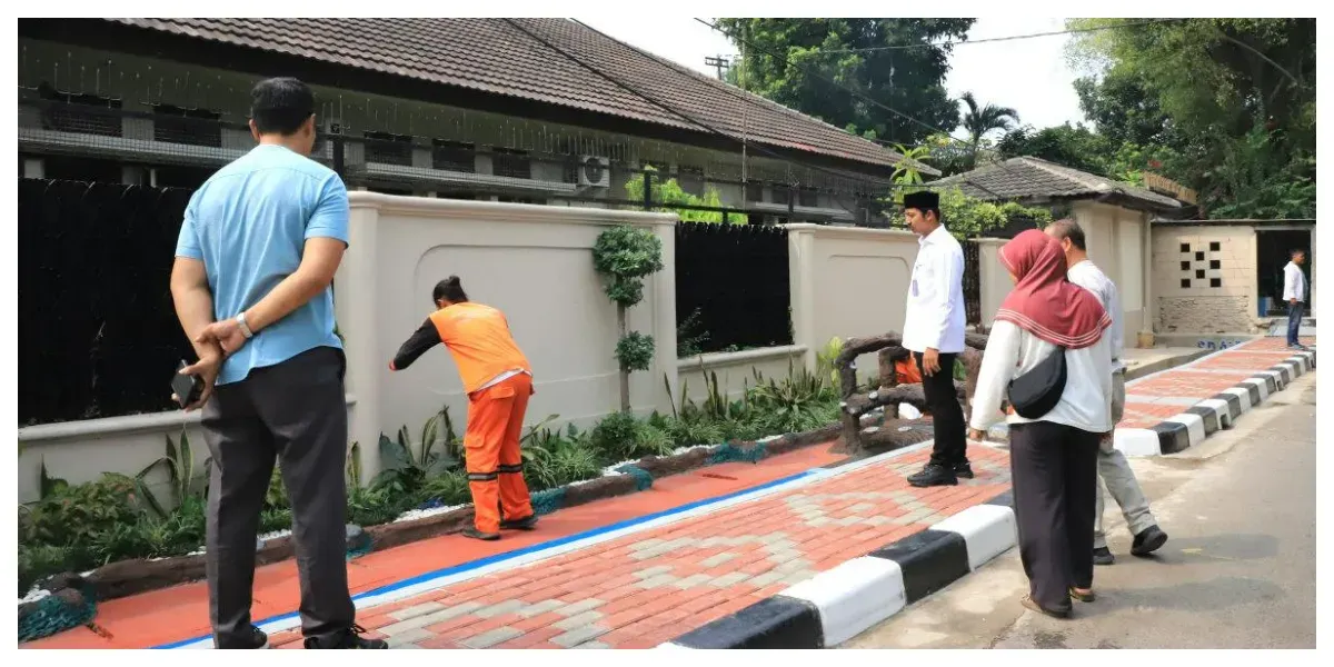 Penataan Kawasan di Jalan Bank Raya II, RT 08/07, Kelurahan Pela Mampang (Sumber: beritajakarta.id)