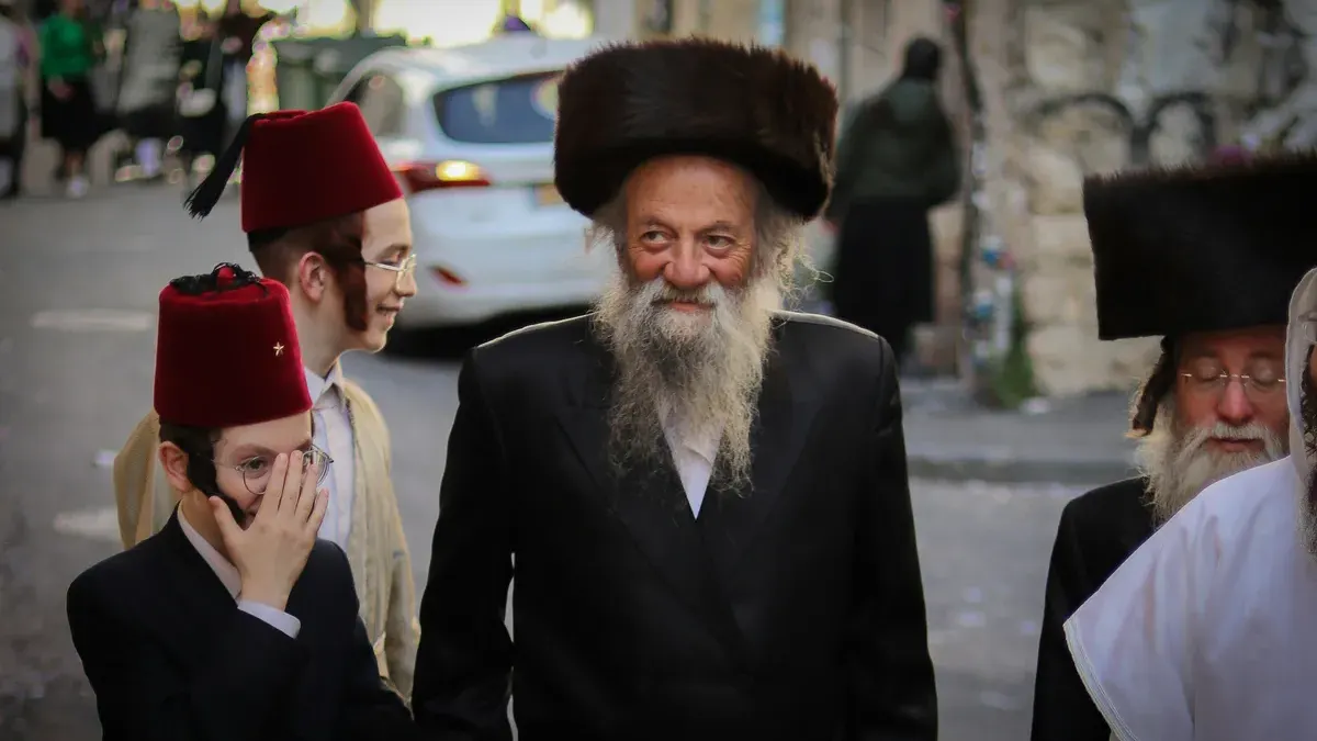 Ilustrasi Perayaan Purim Day Bagi Warga Israel. (Sumber: Unsplash/ Aharon Luria)