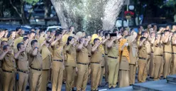 Full Senyum! 344.000 Guru Segera Terima TPG, Cek Jadwal Pencairan untuk SKTP Terbit Setelah 11 April