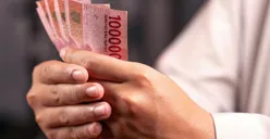 Ada Kenaikan Anggaran Bansos, Benarkah Bantuan PKH dan BPNT akan Cair 3x Lipat? Simak Penjelasan Ini