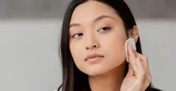 Jaga Kulit Tetap Sehat, Inilah 5 Tips Merawat Skin Barrier, Gunakan Pelembab Salah Satunya! 