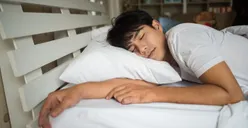 Waduh! Tidur Setelah Sahur Bisa Picu 6 Penyakit Berbahaya