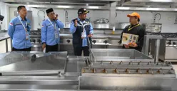 Stamina Terjamin! Intip Menu Makan Jemaah Haji Indonesia di Makkah, Ada Nasi Kuning hingga Sambal Tumis 