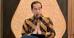 Usai Jokowi Diperiksa, Roy Suryo Salfok dengan Map Hitam Ijazah Mantan Presiden ke-7 RI: Kok Tipis..
