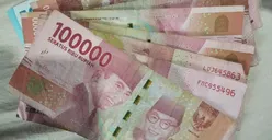 Cair Hari Ini! KPM PKH Plus di Jawa Timur Terima Bansos Bonus Rp500 Ribu, Ini Daftar Desa Penerimanya