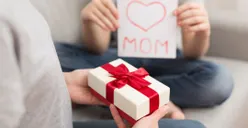 7 Kado Valentine yang Cocok untuk Ibu, Dijamin Penuh Makna!