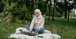 Kabar Gembira! Kuliah S1 hingga S3 Gratis dengan Beasiswa Indonesia Bangkit 2025