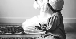 Salat Tarawih 8 atau 20 Rakaat? Ini Penjelasan Lengkap Buya Yahya