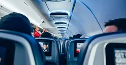 Mau Jadi Pramugari atau Pramugara? Maskapai Emirates Buka Lowongan Kerja untuk Cabin Crew 2025, Syaratnya Gampang!