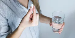 Omeprazole Diminum Kapan? Ini Waktu yang Tepat untuk Obat Asam Lambung