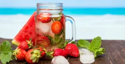 Bikin Puasa Tetap Bugar dan Anti Lemas! 4 Pilihan Makanan dan Minuman Sehat untuk Sahur