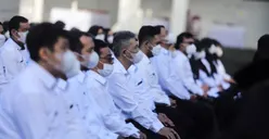 Dirombak! Aturan Baru Pakaian Kerja Pegawai Kemendikdasmen, Putih di Hari Senin, Bebas di Hari Lainnya?