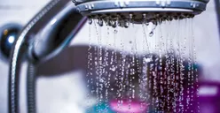 Doa Niat Mandi Besar Puasa Ramadan Latin dan Artinya, Disertai dengan Panduan Cara Membasuh Badan