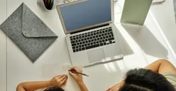 Harga Murce! Ini 4 Rekomendasi Laptop yang Pas untuk Pelajar