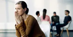 5 Tips Menjalin Komunikasi yang Efektif untuk Si Introvert, Mulai dari Hal Ini!