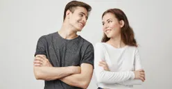 Apakah ini Cinta? Ini 5 Tanda Dia Tertarik dengan Kamu saat Bertemu, Pernah Mengalami Salah Satunya?