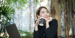 Tetap Gajian Walaupun di Rumah! 10 Ide Usaha Online Tanpa Modal Besar yang Cocok untuk Ibu Rumah Tangga