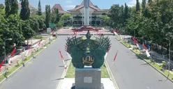 Ada yang 30 Pendaftar! Ini 15 Jurusan Paling Gampang Diterima untuk D4 dan S1 di UNY Lengkap dengan Daya Tampung