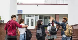 Mau Gaji Tinggi setelah Lulus Kuliah? Ini 10 Jurusan kuliah yang Wajib Kamu Pilih, Capai Gaji hingga Dua Digit per Bulan
