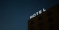 35 Rekomendasi Hotel dengan Review Minimal 4 Harga di Bawah Rp300 Ribuan Dekat GBK untuk Misa Akbar Bersama Paus Fransiskus