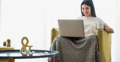 10 Ide Usaha Lewat Internet, Ibu Rumah Tangga Bisa Dapat Gaji Jauh di Atas UMK dengan Modal HP Saja
