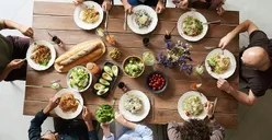 Menarik! 6 Kepribadian Seseorang Berdasarkan Cara Makan, Kamu Terbiasa Makan dengan Lambat atau Cepat? Simak Faktanya Disini...