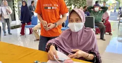 Jumat Berkah! 3 Bansos Positif Cair Hari Ini, Siapa Saja yang Berhak Menerima?
