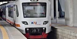 Wacana Penyesuaian Tarif KRL Berbasis NIK Tuai Protes, Pengamat Khawatirkan Masyarakat Kelas Menengah