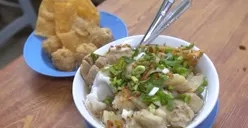 5 Tempat Makan di Kota Padang yang Rasanya Mantap, Cek Alamatnya 