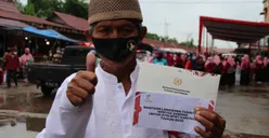 Akhirnya! 4 KKS Bank Himbara Resmi Cairkan Bansos PKH Juli-Agustus! BPNT KKS Mandiri Kapan? Simak Jawabannya di Sini!