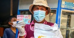 Penyaluran Dipercepat! 6 Bansos Ini Mulai Cair Lewat Pos Indonesia dan KKS, BLT Mitigasi Risiko Pangan Rp600 Ribu Turut Cair?