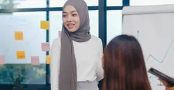 Sangat Positive Vibes! Berikut 6 Sifat yang Disukai Banyak Orang, Suka Menolong dan Baik Hati Salah Satunya
