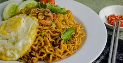 Mie Instan Tidak Berbahaya? Ternyata Faktor Ini yang Jadi Timbulkan Penyakit dari Makanan Siap Saji