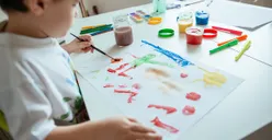 Secara Psikologi, Ini Keistimewaan Kepribadian Anak Yang Dominan Kiri Alias Kidal, Ternyata Punya IQ Tinggi