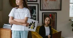 Kenali 5 Tanda Yang Menunjukkan Bahwa Seseorang Tidak Menyukaimu, Apa Saja?
