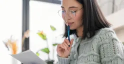 5 Jurusan Kuliah untuk yang Suka Menulis, Calon Penulis Wajib Tahu!