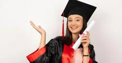 8 Program Beasiswa yang Kamu Mahasiswa Perlu Tahu, Keuntungannya Nggak Main-Main Lho!