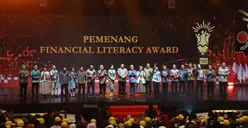 Konsisten Edukasi Keuangan Generasi Muda, bjb Raih Duah Dua Penghargaan Financial Literacy Award dari OJK