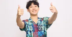 YouTuber Willie Salim Ikut Berkurban Meski Non Muslim, Ternyata Ini Alasannya!